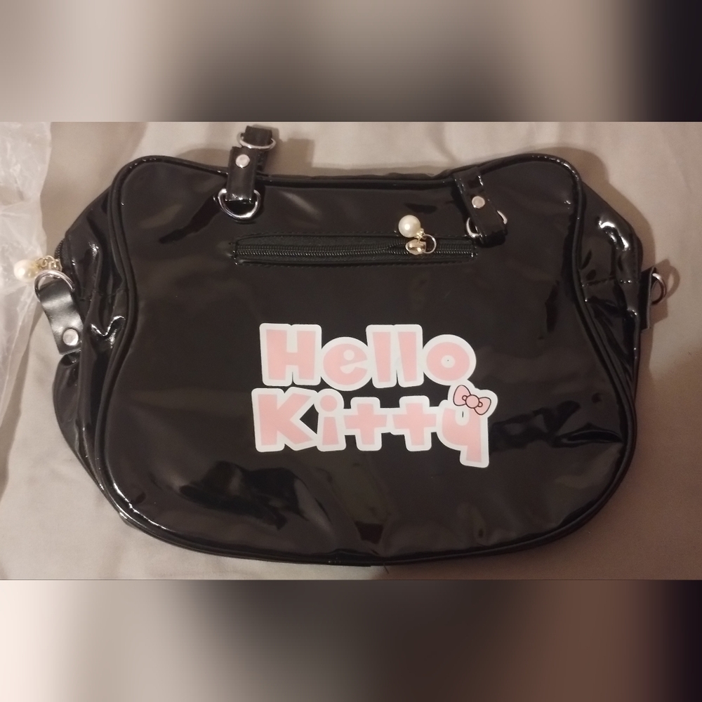 Hello Kitty Purse - Picture 2 of 4
